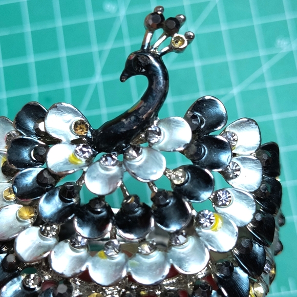 Inged Bracelet Fashion Rhinestone Enamel Black & Grey Metallic - Picture 7 of 16